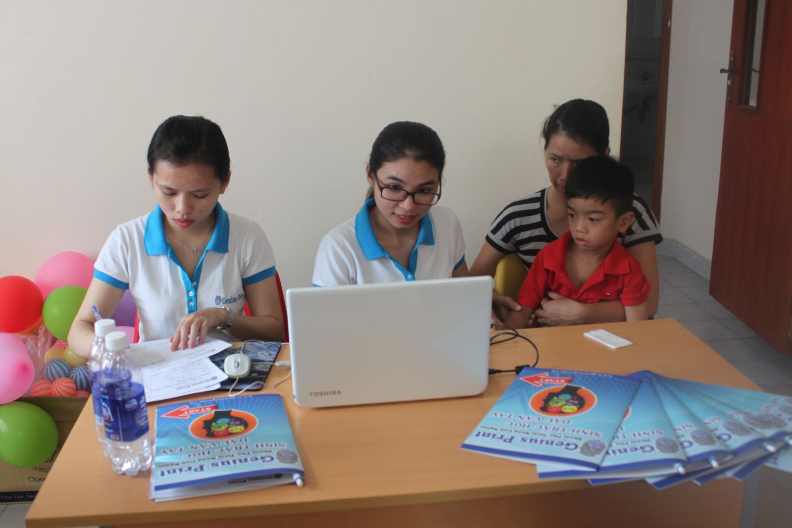 http://geniusprint.vn/san-pham/83-bai-bao-cao-phan-tich-sinh-trac-hoc-dau-van-tay-cho-tre-em.html